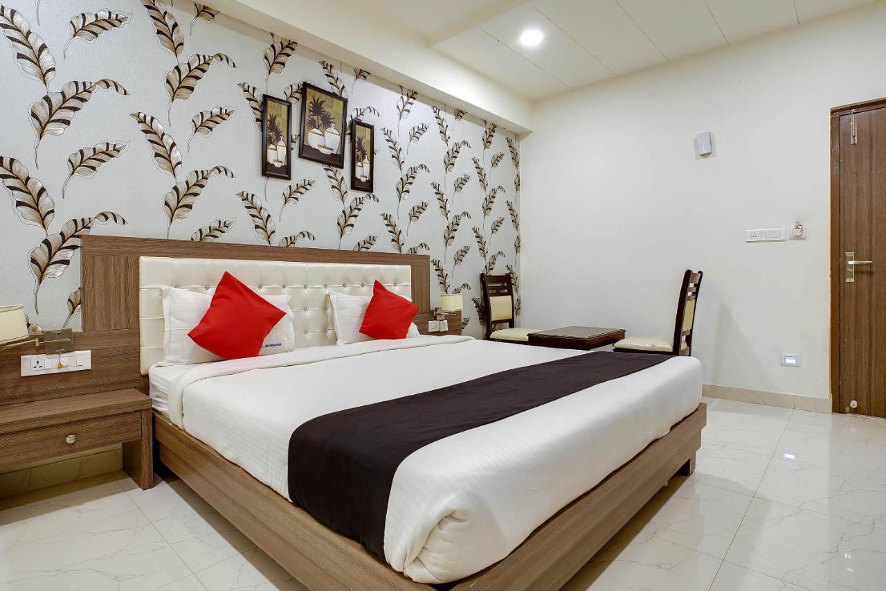 Townhouse Oak Sri Simran Park Hotel Near Secunderabad Railway Station Hyderabad Eksteriør bilde