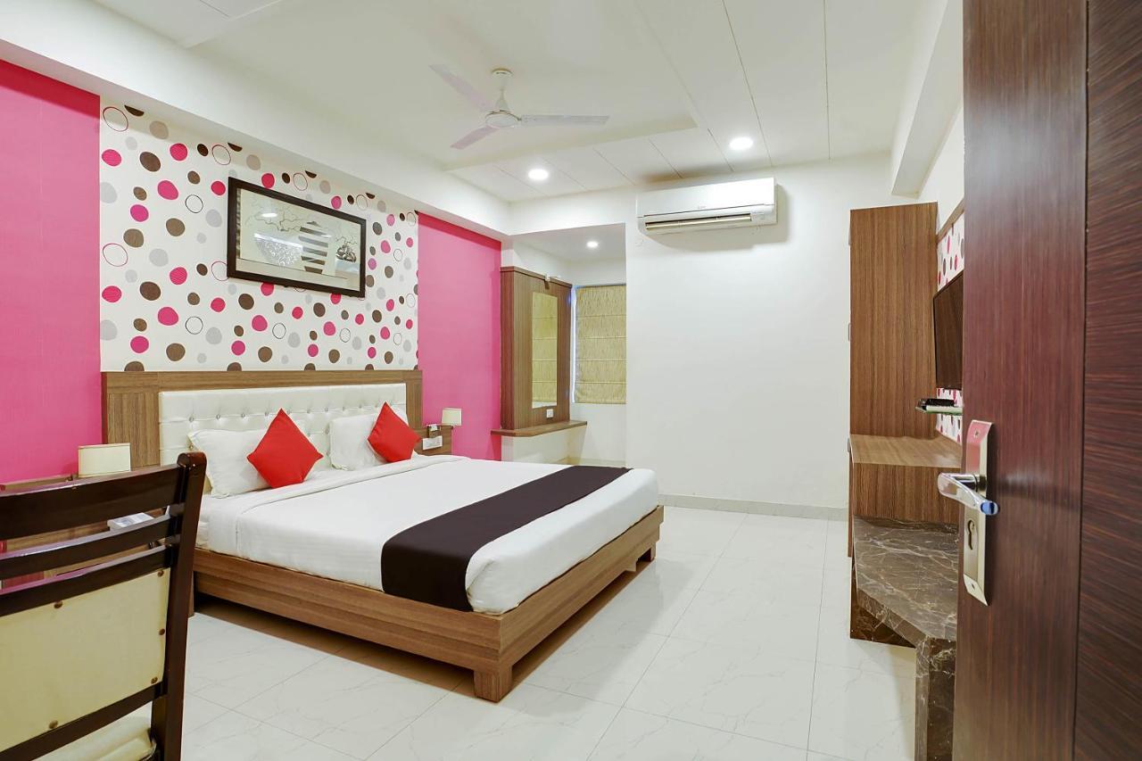 Townhouse Oak Sri Simran Park Hotel Near Secunderabad Railway Station Hyderabad Eksteriør bilde