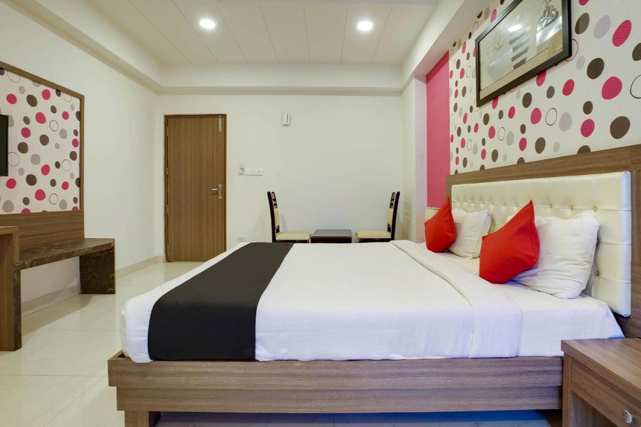 Townhouse Oak Sri Simran Park Hotel Near Secunderabad Railway Station Hyderabad Eksteriør bilde